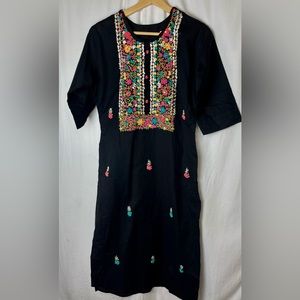 One pic Embroidery Kurti kurtha black Organic cotton Small 36